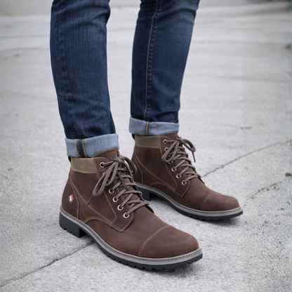 Bota de couro para homem