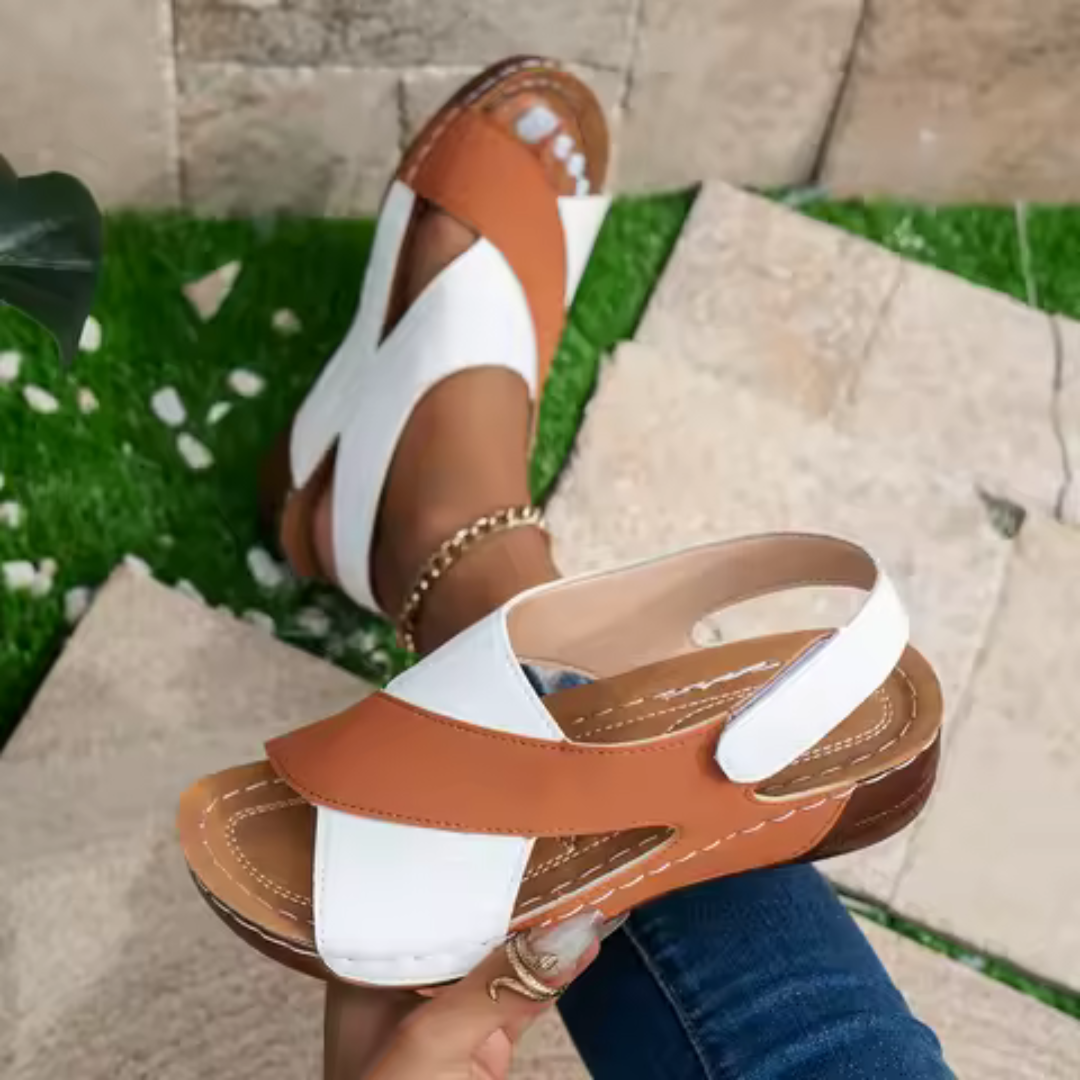 Sandálias Ortopédicas Bicolores para Mulher com Sola Antiderrapante e Design de Tira Cruzada®